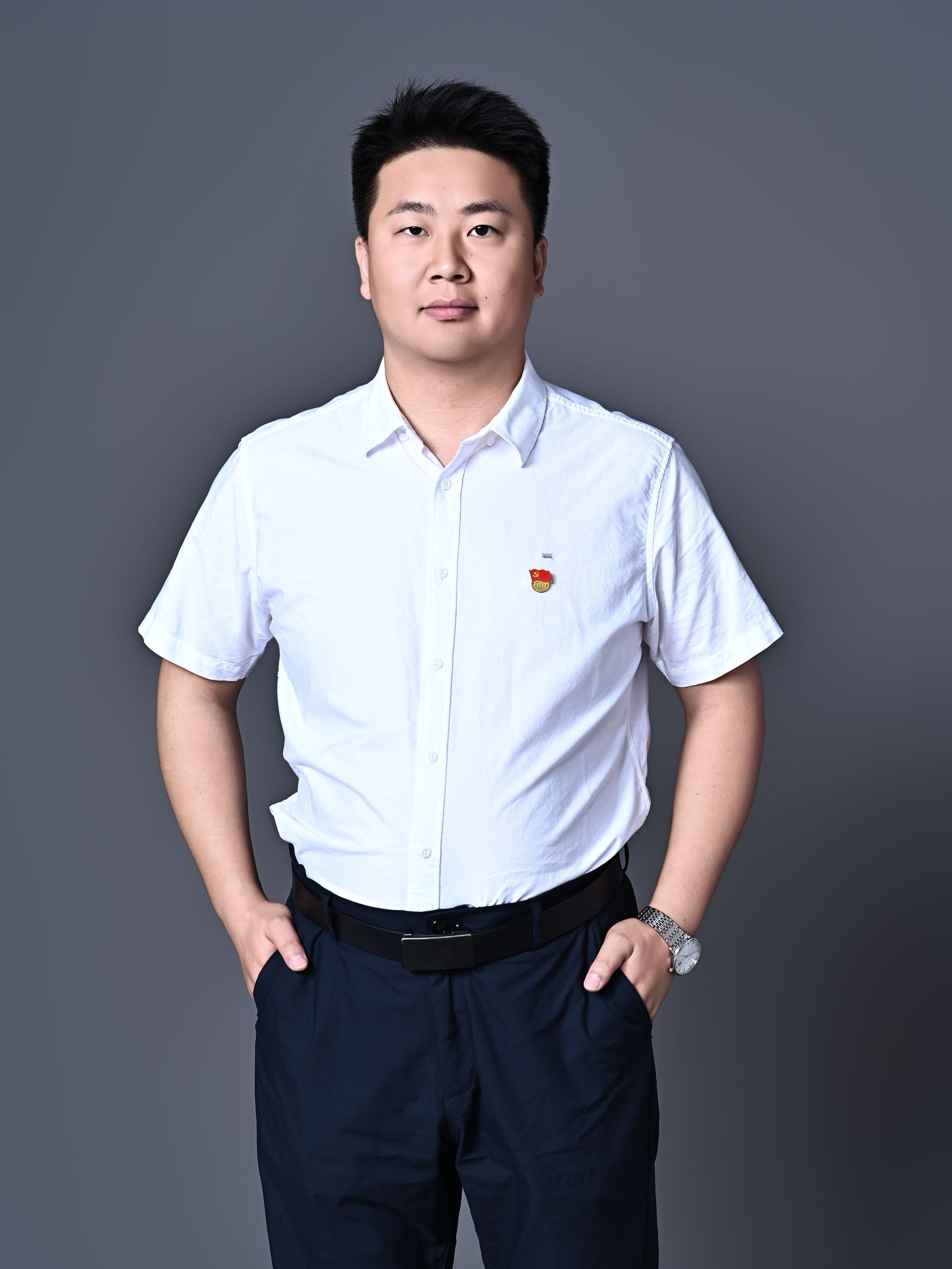 张旭岗